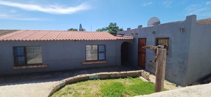 2 Bedroom Property for Sale in Zwide Eastern Cape